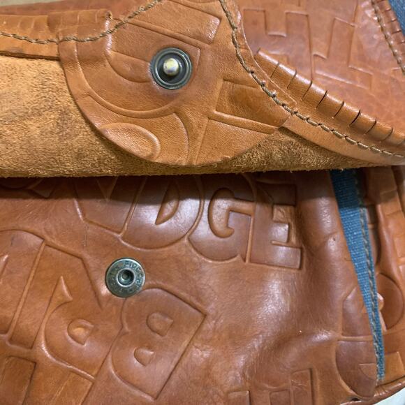 THE BRIDGE Brown Logo-Embossed Leather Vintage Saddle Messenger Bag w/Denim Trim - Picture 3 of 16